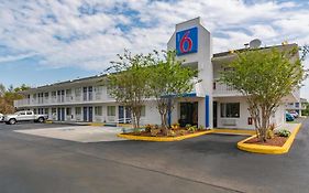 Motel 6-Ft. Pierce, Fl